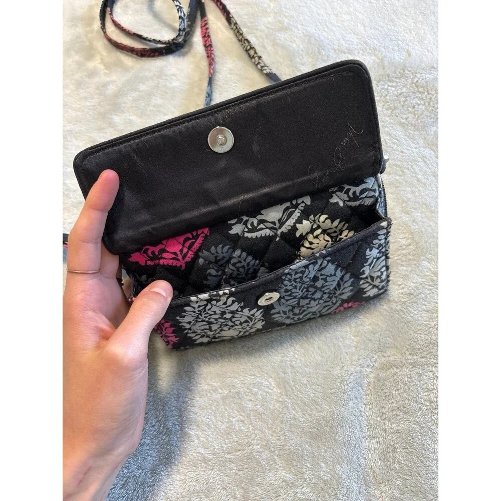 Vera Bradley Crossbody clutch black pink vintage Y2K classic canterberry magenta